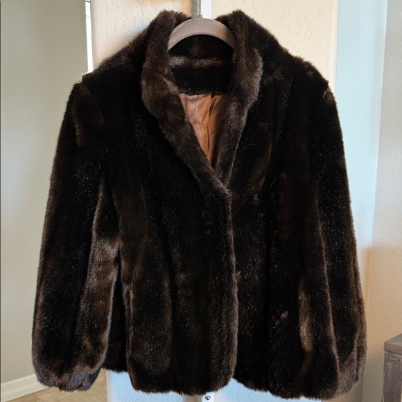 Tissavel of France Jackets & Blazers - HILLMOOR NEW YORK TISSAVEL BANGER VINTAGE Black/Brown Faux Fur Coat.